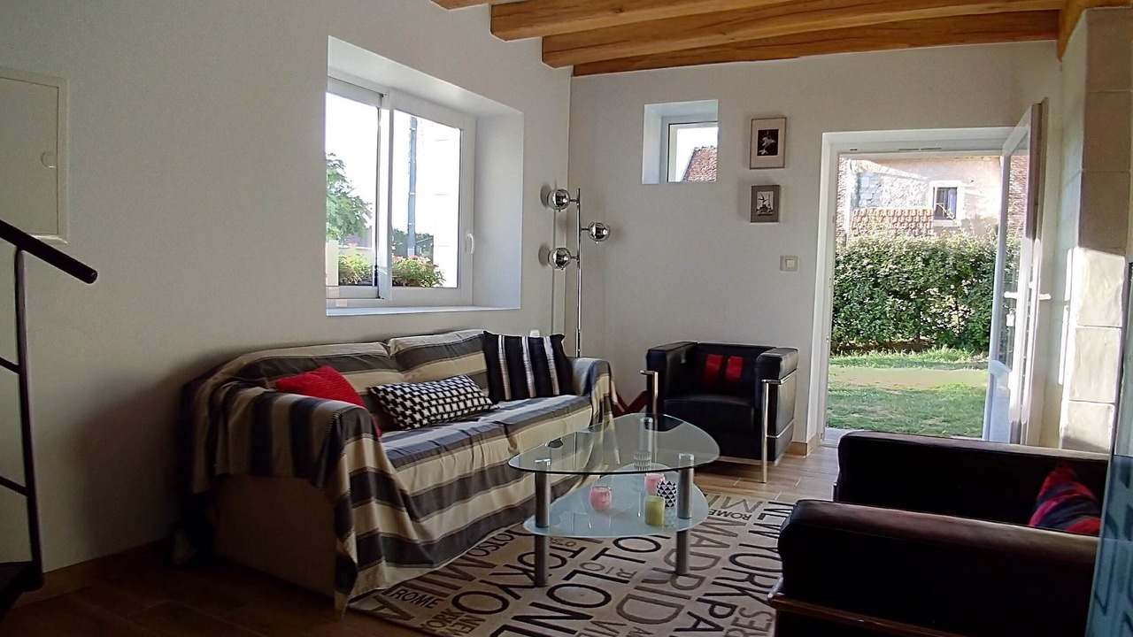 Photo of Others in Couffy