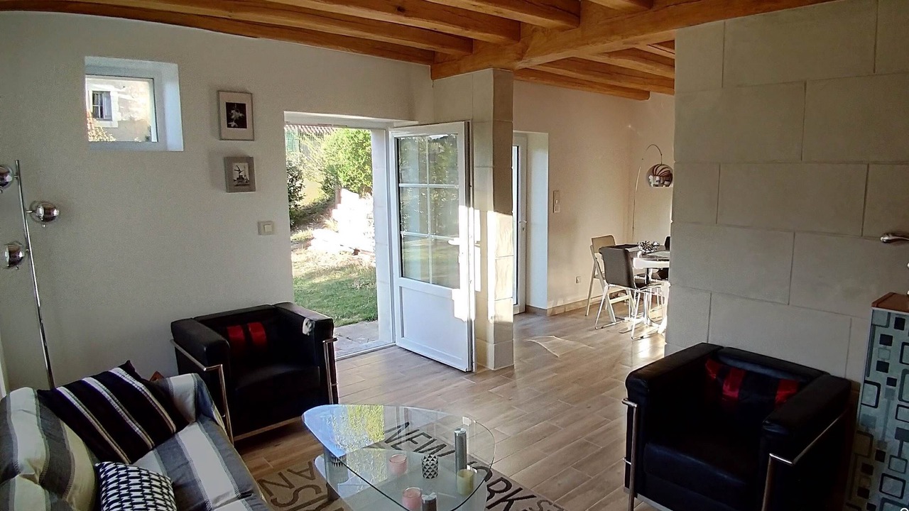 Photo of Others in Couffy