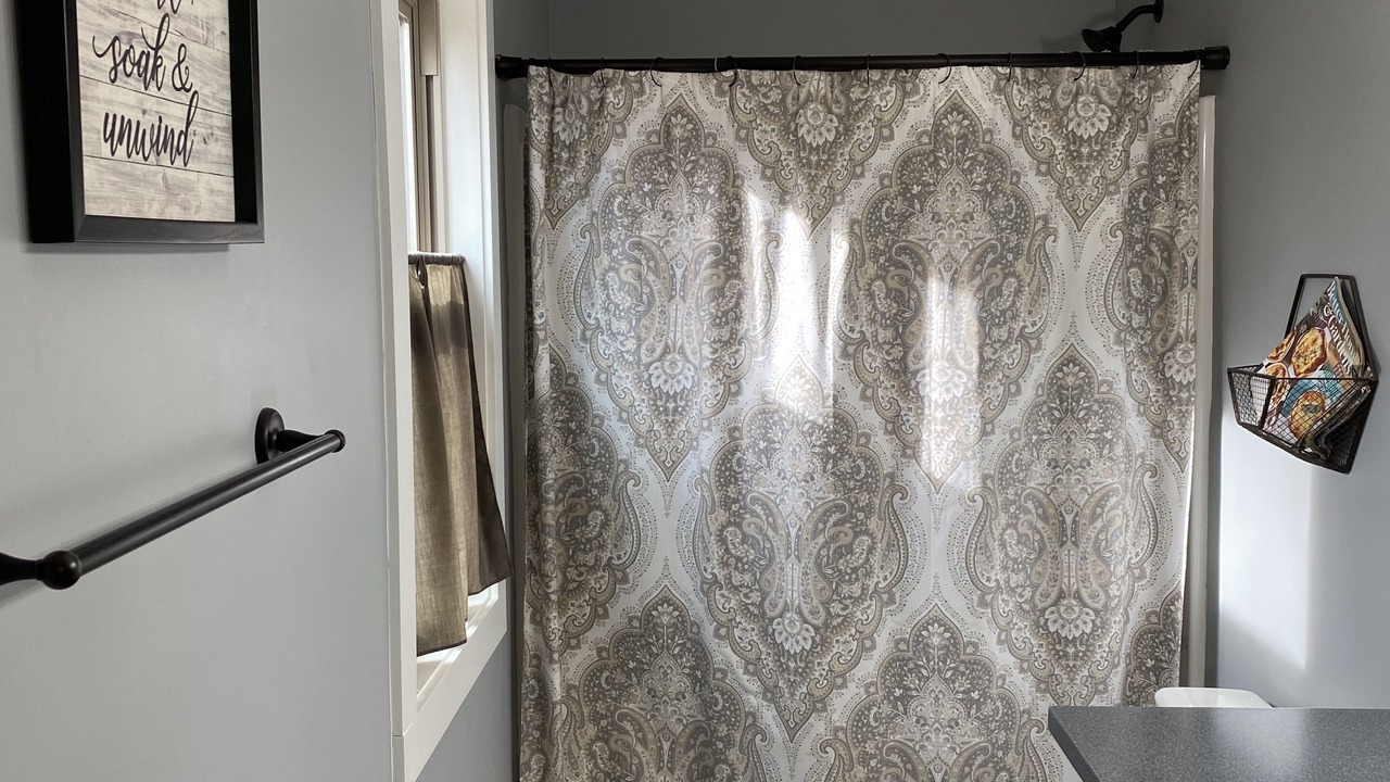 Photo of Bathroom in Dahlonega