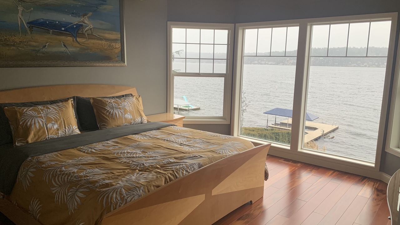 Photo of Bedroom in East Lake Hills