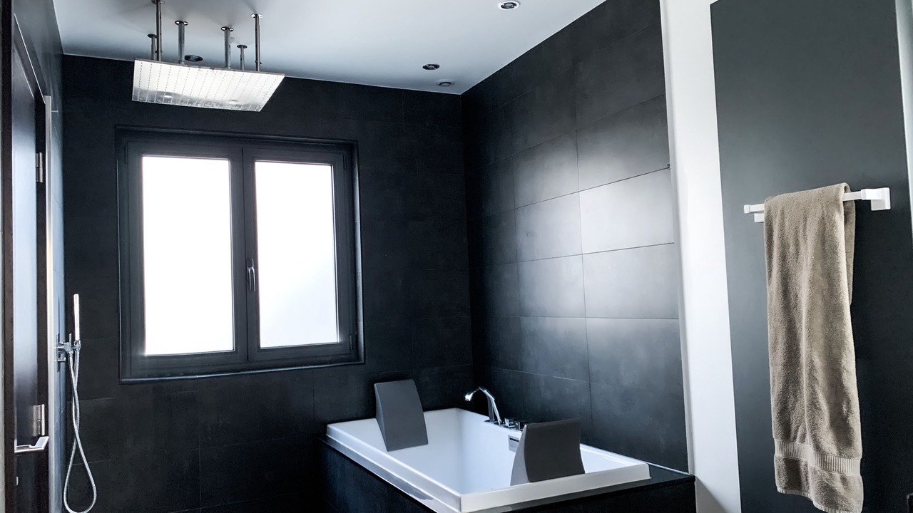 Photo of Bathroom in Sevres