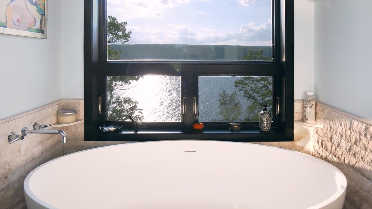 Photo of Bathroom in Burdett