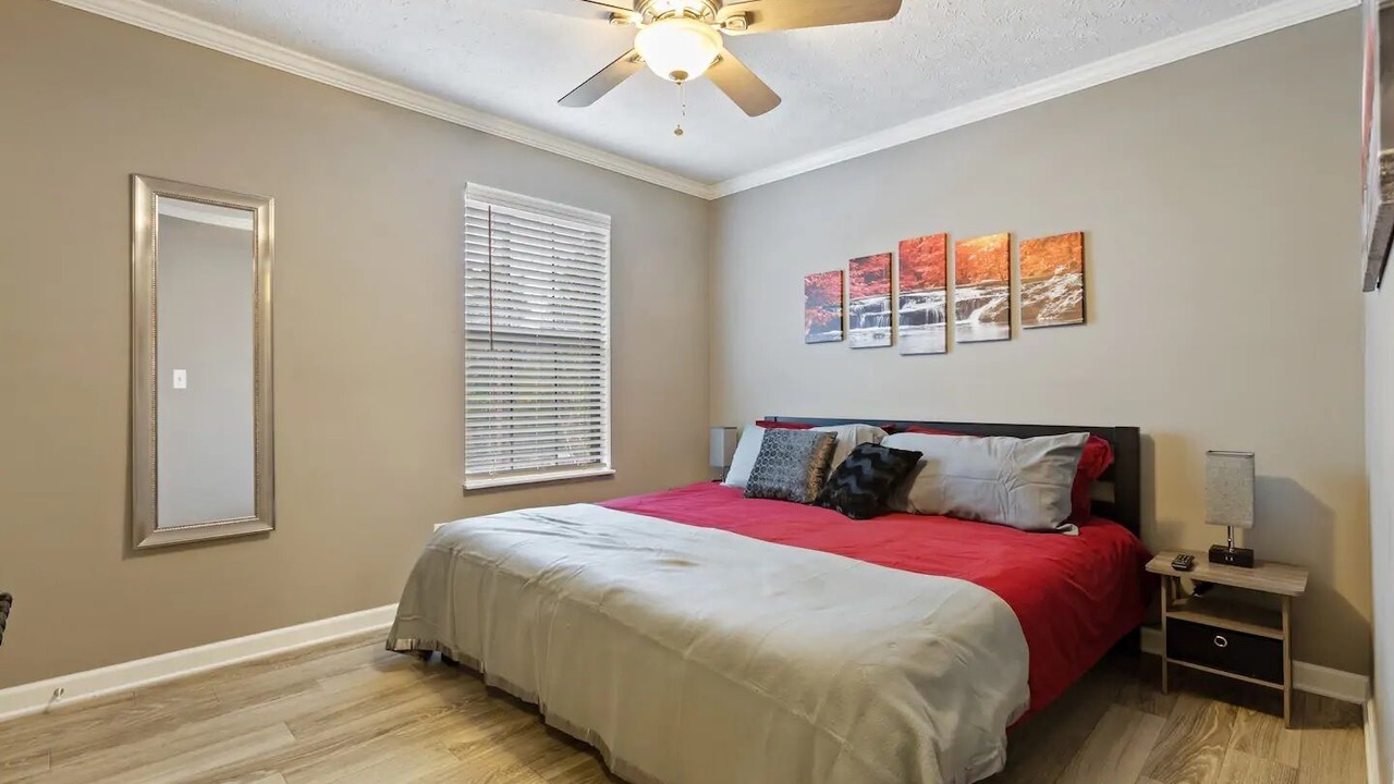 Photo of Bedroom in Seymour