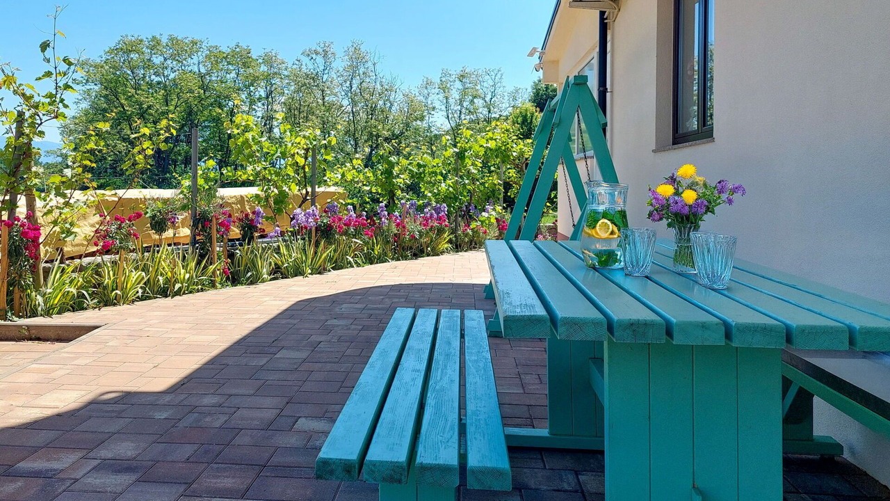 Photo of Outdoor in Batomalj