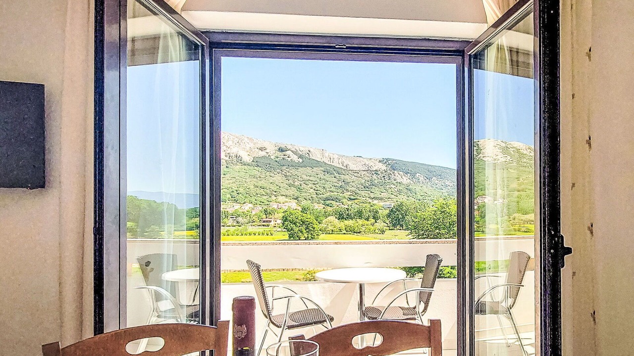 Photo of Patio Balcony in Batomalj