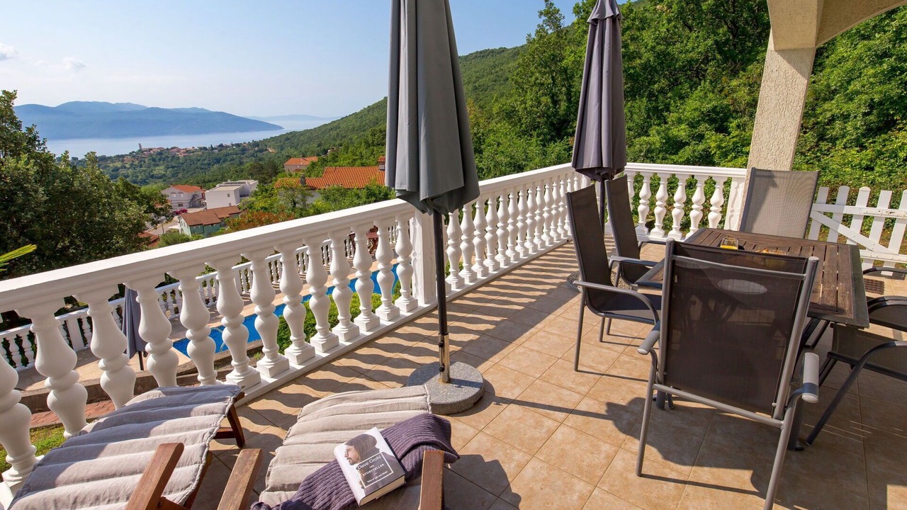Photo of Outdoor in Martina