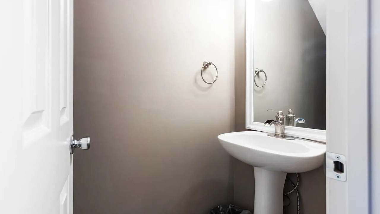 Photo of Bathroom in Seymour