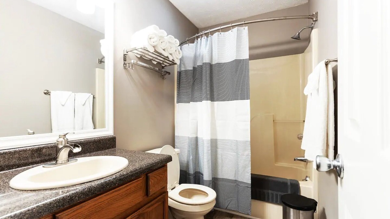 Photo of Bathroom in Seymour