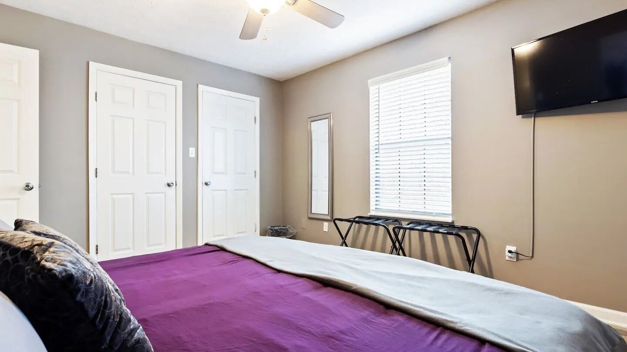 Photo of Bedroom in Seymour