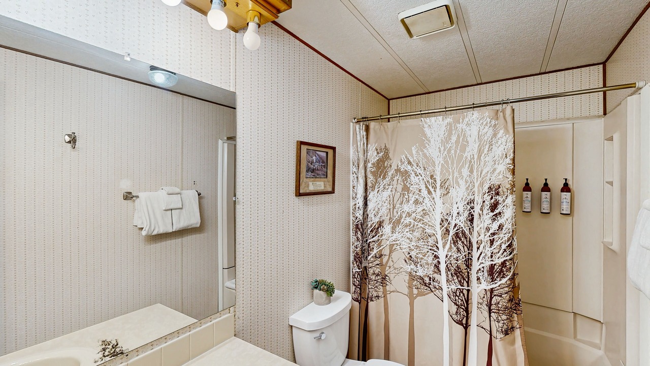 Photo of Bathroom in Crescent City
