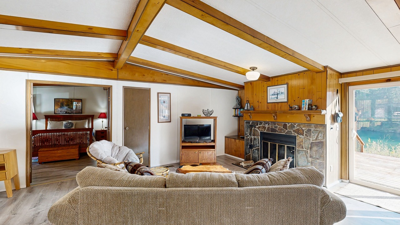 Photo of Livingroom in Crescent City