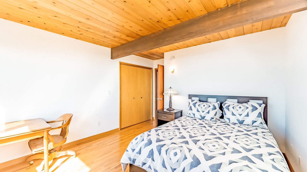 Photo of Bedroom in Crescent City North
