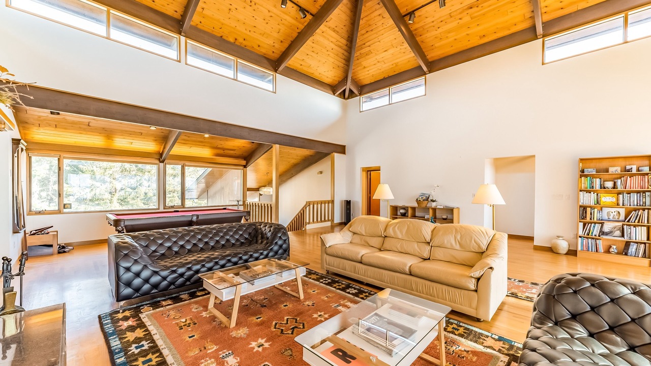 Photo of Livingroom in Crescent City North