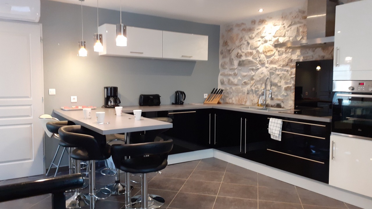 Photo of Kitchen in Saint-Remeze