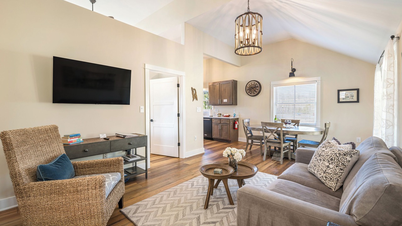 Photo of Livingroom in Keene