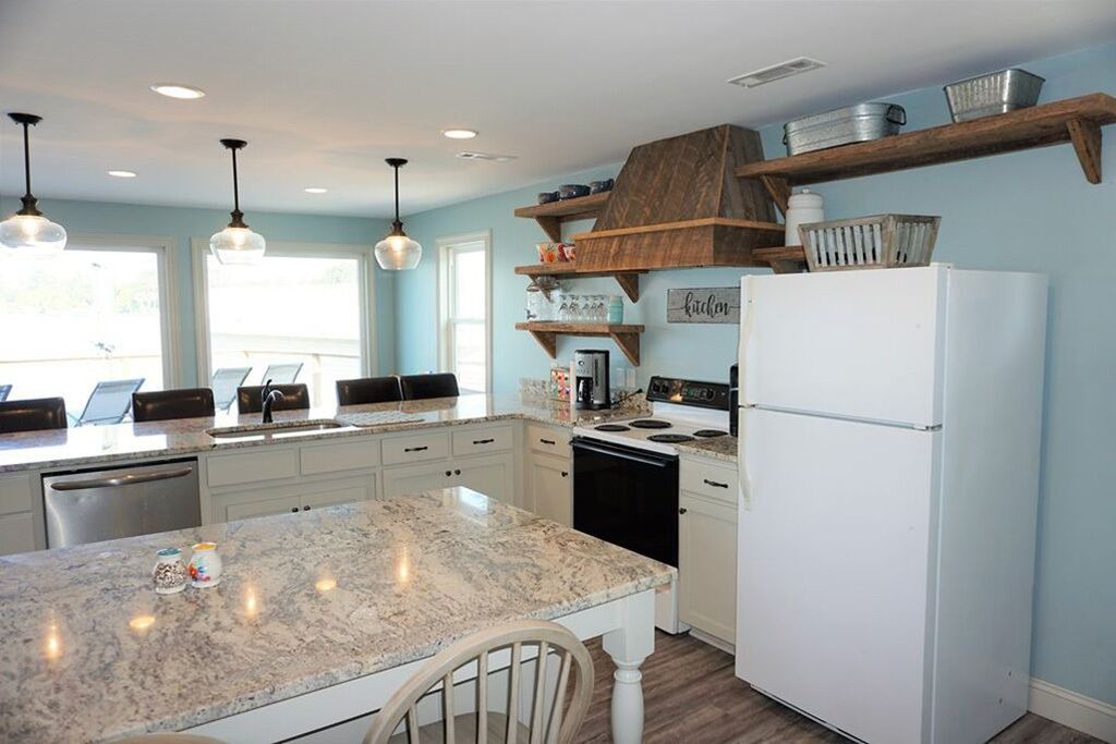 Photo of Kitchen in Lake Park
