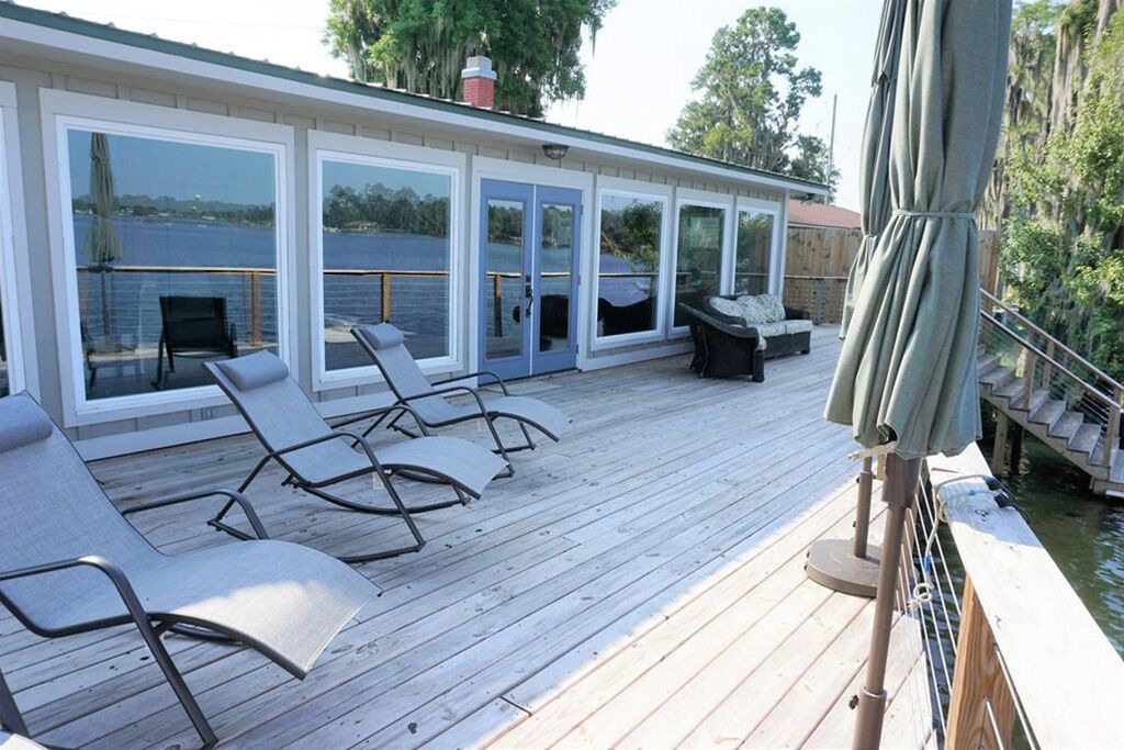 Photo of Patio Balcony in Lake Park