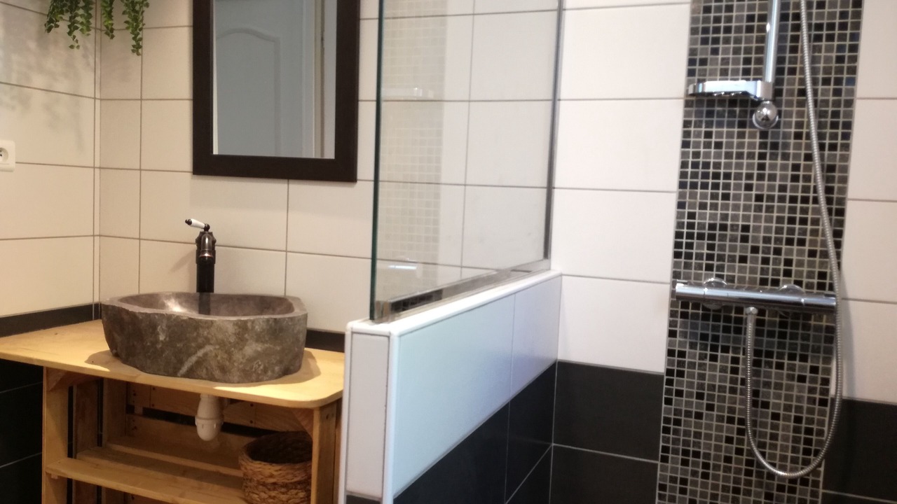 Photo of Bathroom in Le Perrier