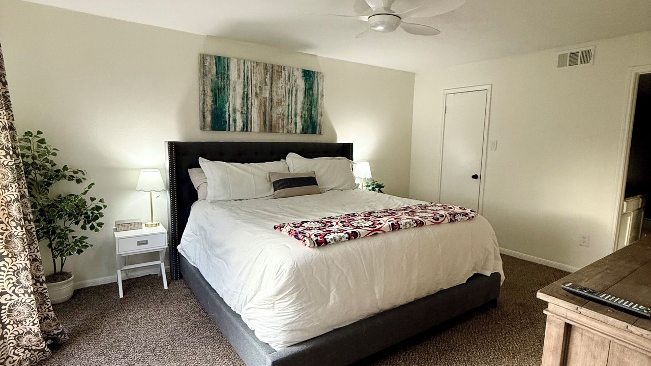 Photo of Bedroom in April Sound