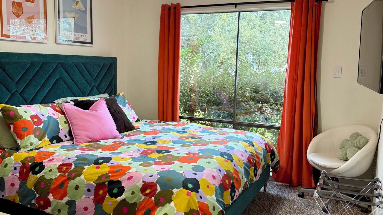 Photo of Bedroom in April Sound