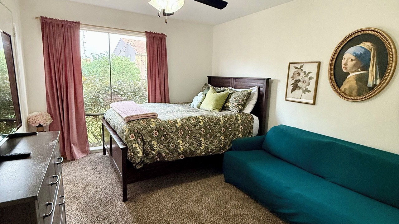 Photo of Bedroom in April Sound