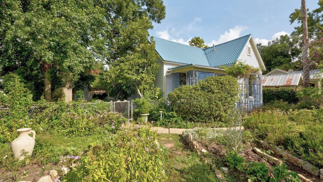 Photo of Outdoor in Smithville