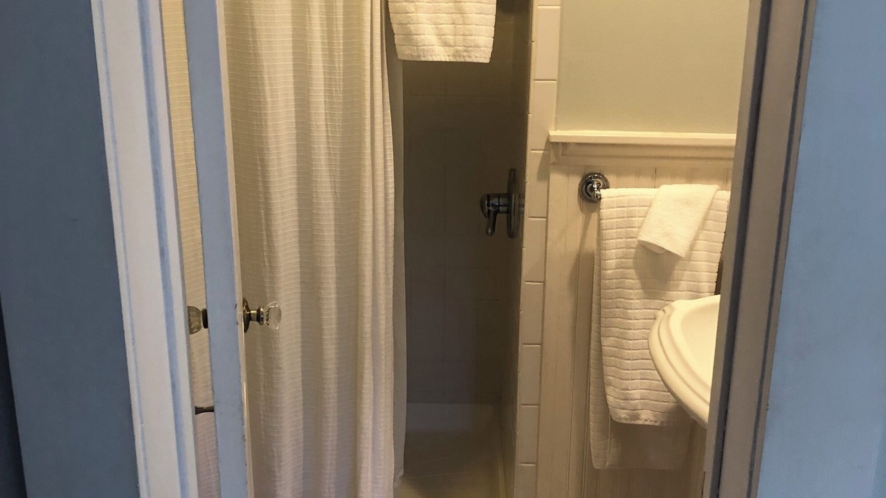 Photo of Bathroom in Smithville