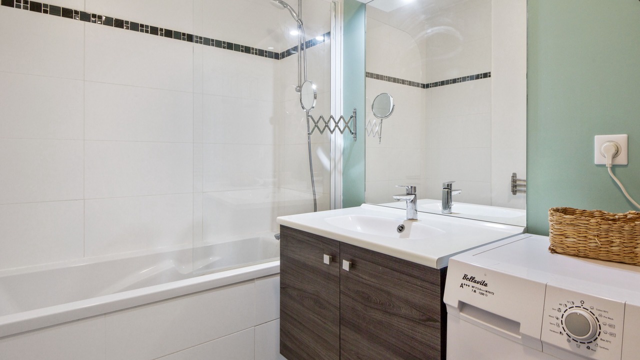 Photo of Bathroom in Mouvaux