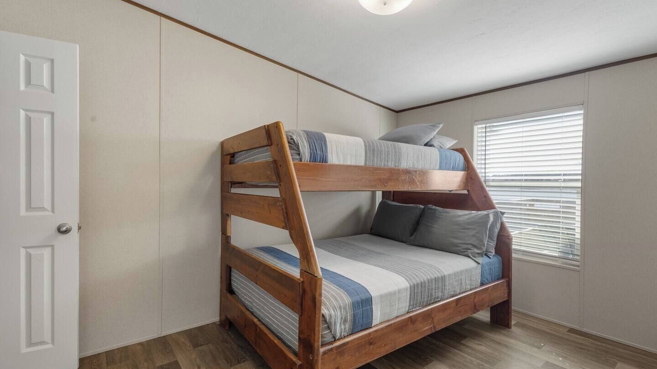Photo of Bedroom in Seven Points