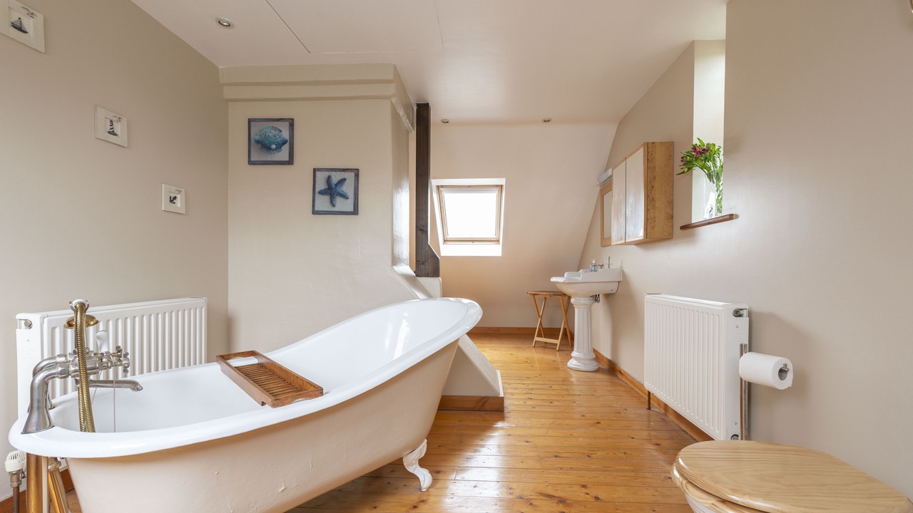 Photo of Bathroom in Melcombe Bingham