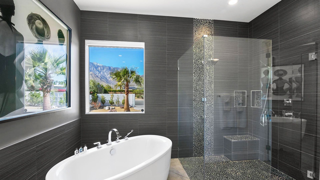Photo of Bathroom in Desert Park Estates