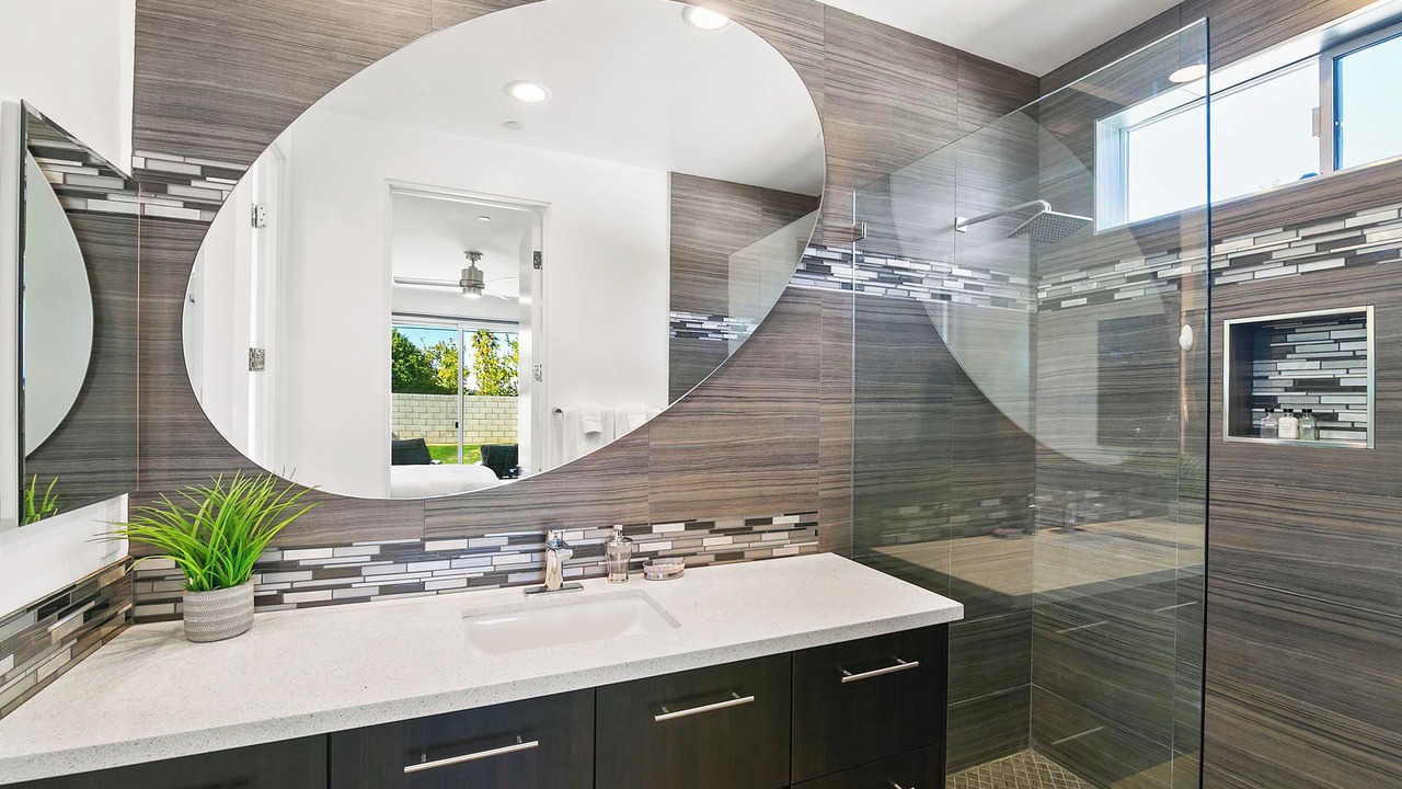 Photo of Bathroom in Desert Park Estates