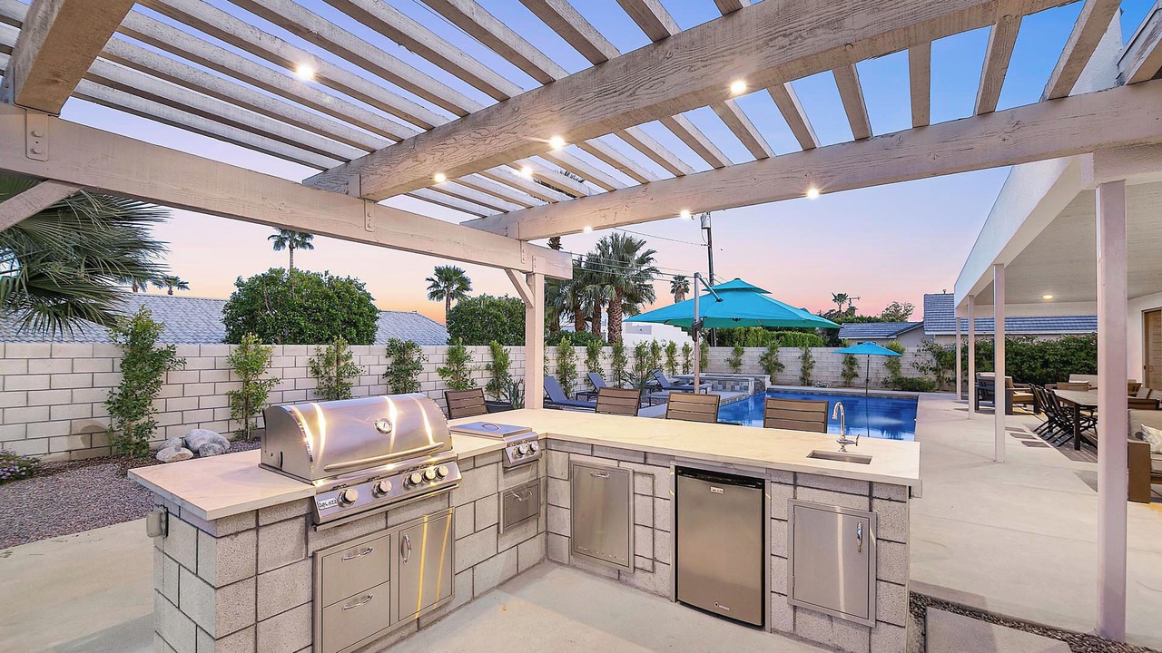 Photo of Outdoor in Desert Park Estates