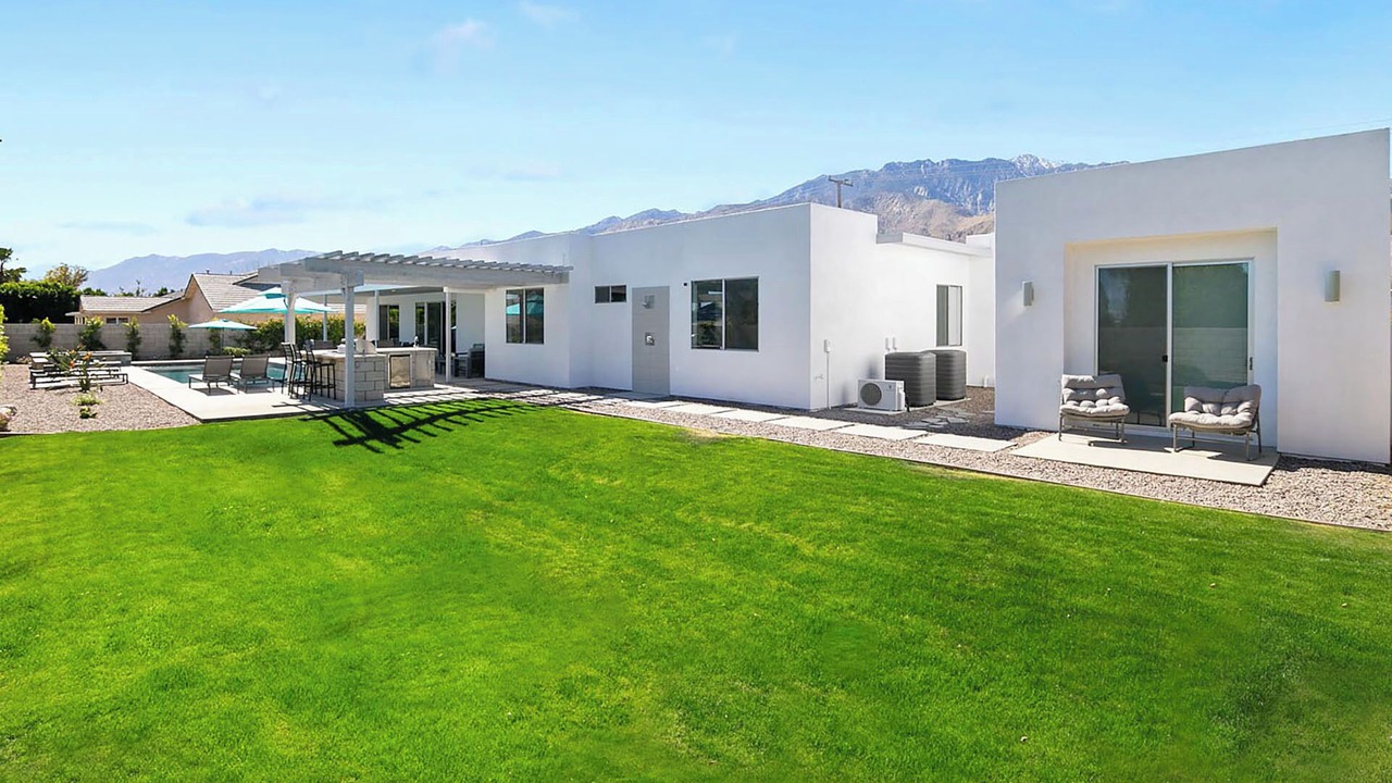 Photo of Outdoor in Desert Park Estates