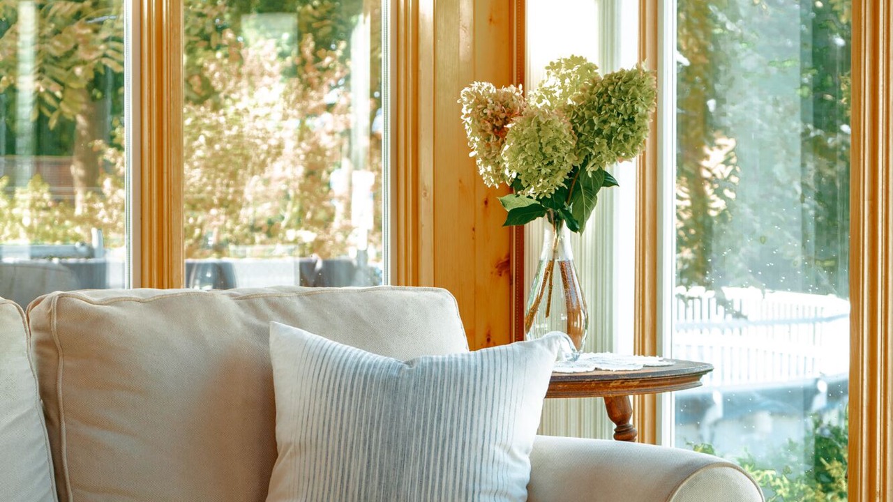 Photo of Livingroom in Prince Edward