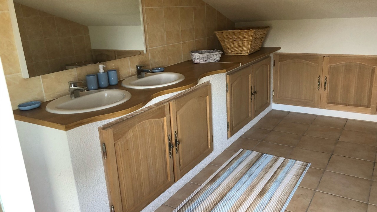Photo of Bathroom in Llauro