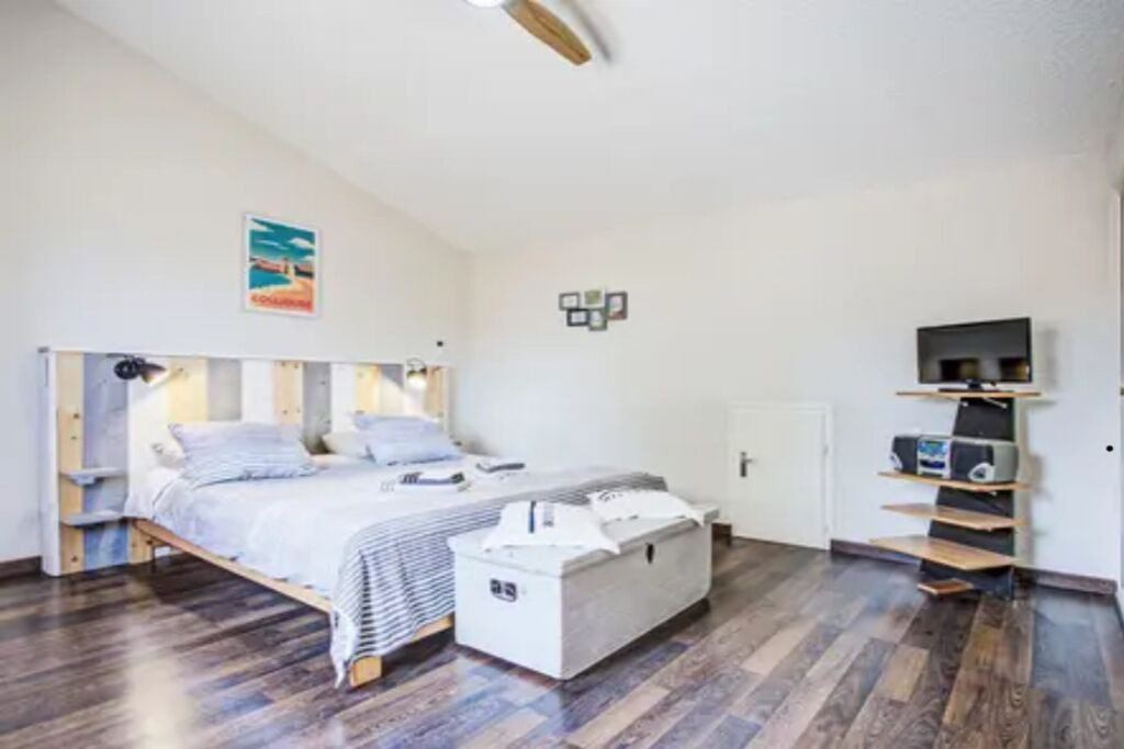 Photo of Bedroom in Llauro