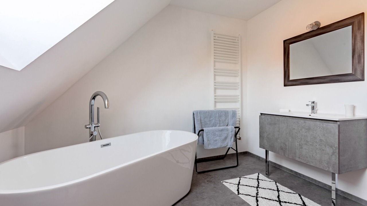 Photo of Bathroom in Escalles