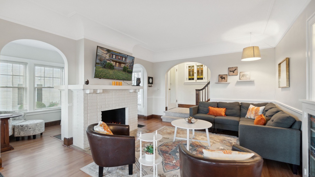 Photo of Livingroom in Ottawa Hills