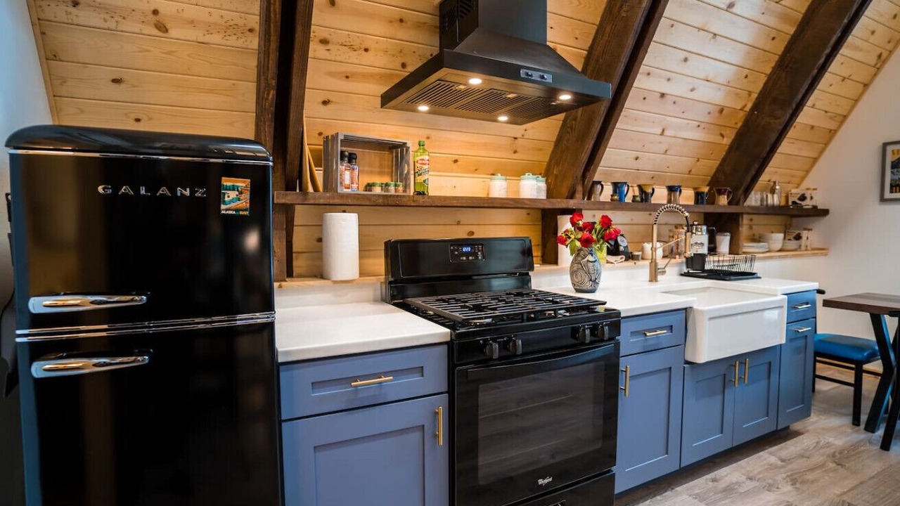 Photo of Kitchen in Lowell Point