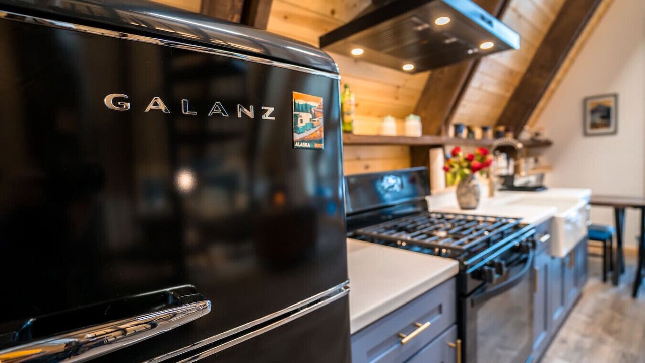Photo of Kitchen in Lowell Point
