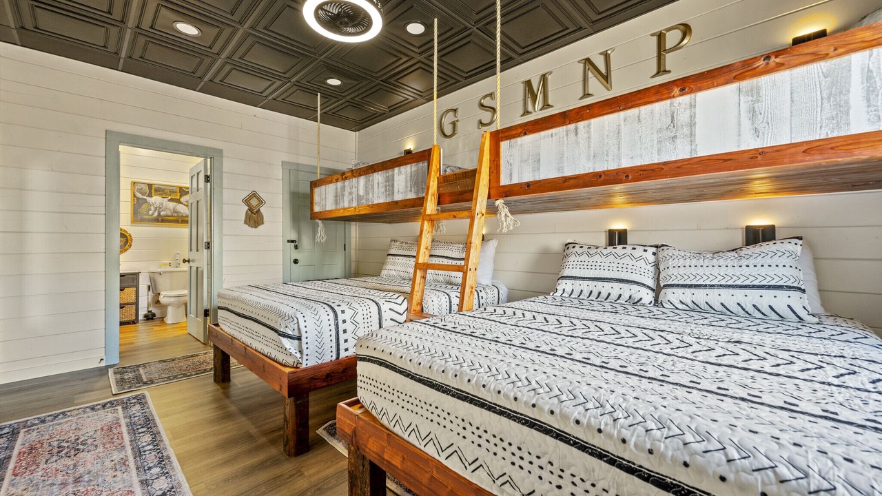 Photo of Bedroom in Sevierville