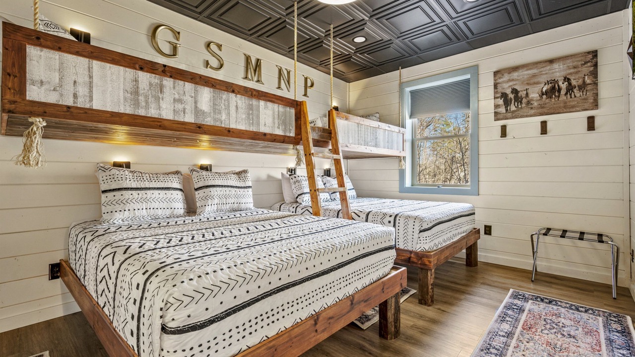 Photo of Bedroom in Sevierville