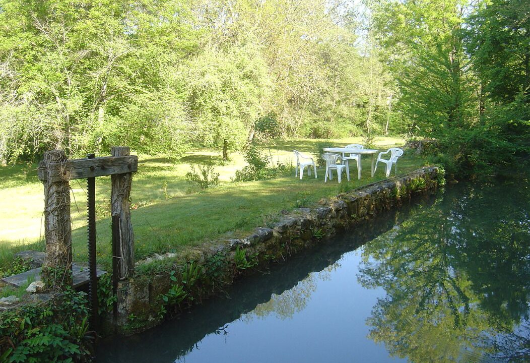 Photo of Outdoor in Saint-Martin-des-Combes