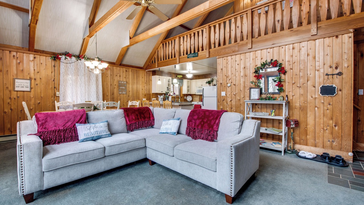 Photo of Livingroom in Gouldsboro