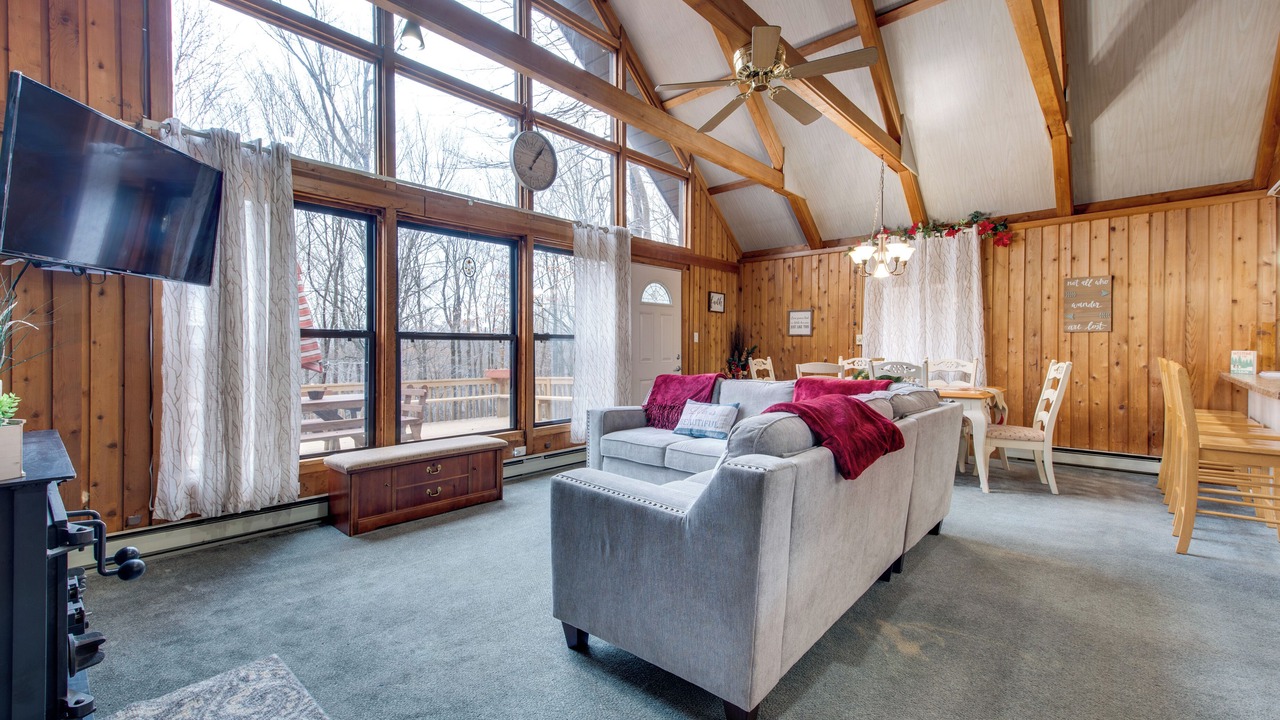 Photo of Bedroom in Gouldsboro