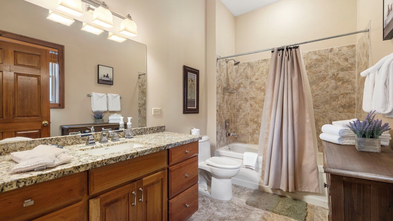 Photo of Bathroom in Sapphire