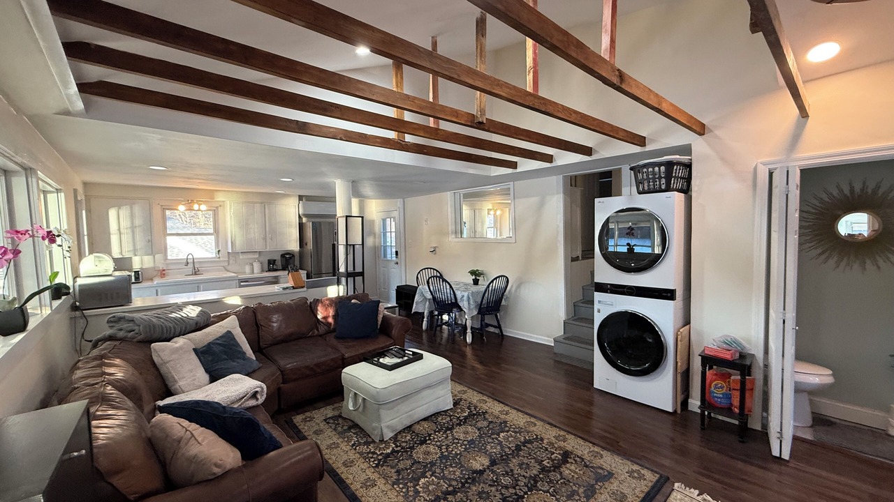 Photo of Livingroom in Dudley