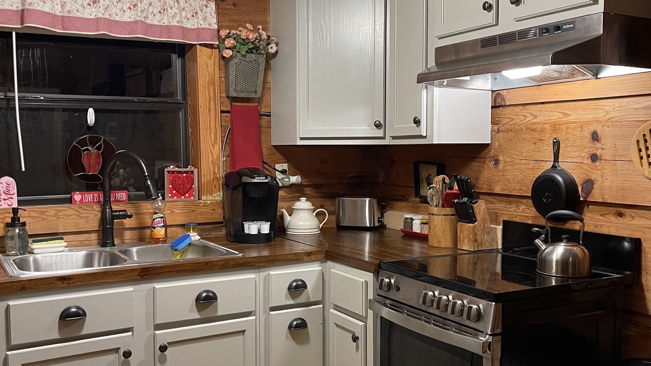 Photo of Kitchen in Tellico Plains