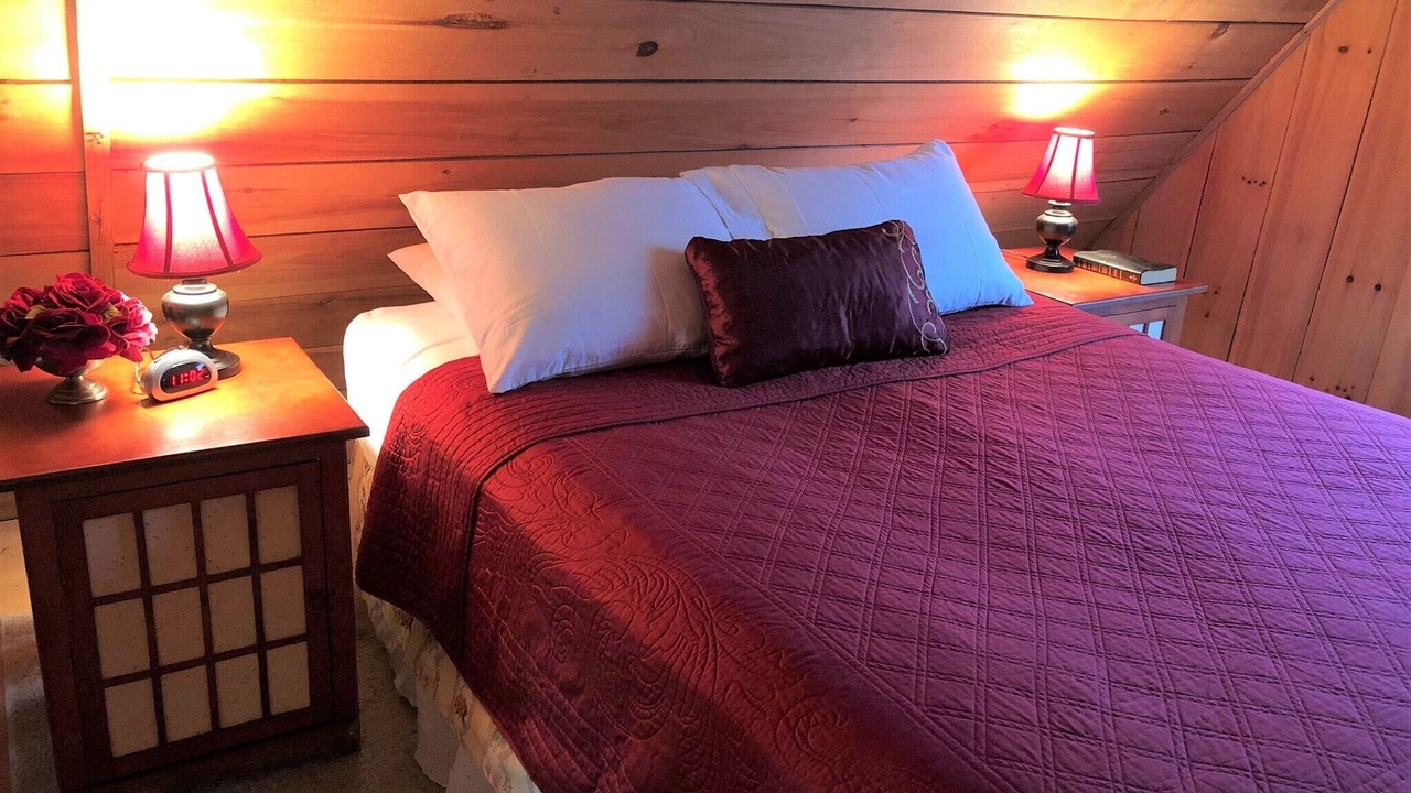 Photo of Bedroom in Tellico Plains